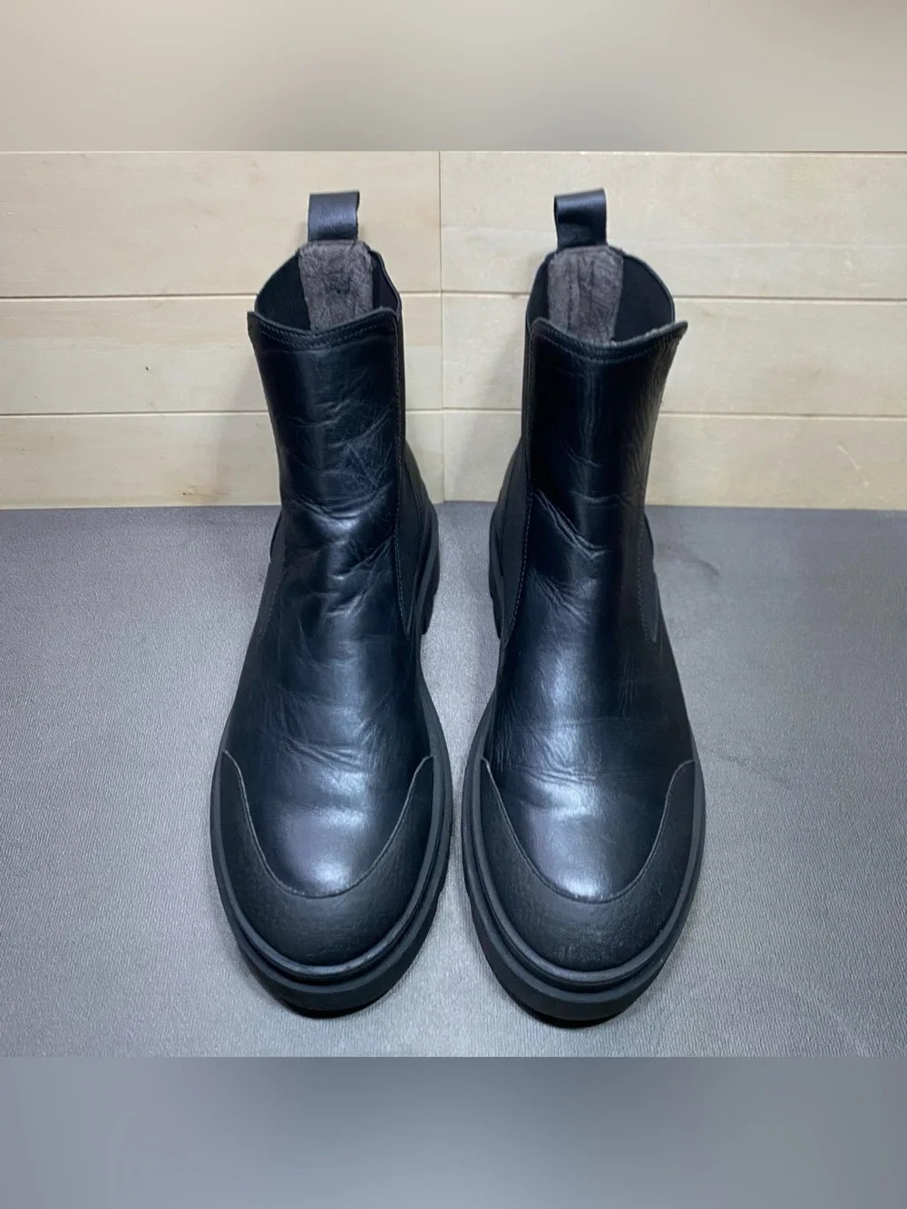 Fly London Lugged Chelsea Boots Black Leather Women's Size 10.5 Shoes EU41